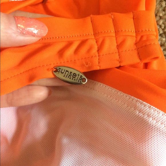 SUNSETS orange twist front bikini top - Picture 2 of 3
